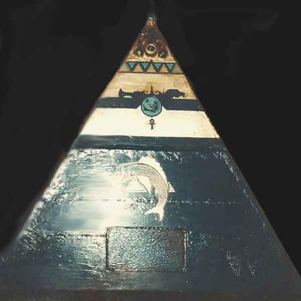 3 sided pyramid